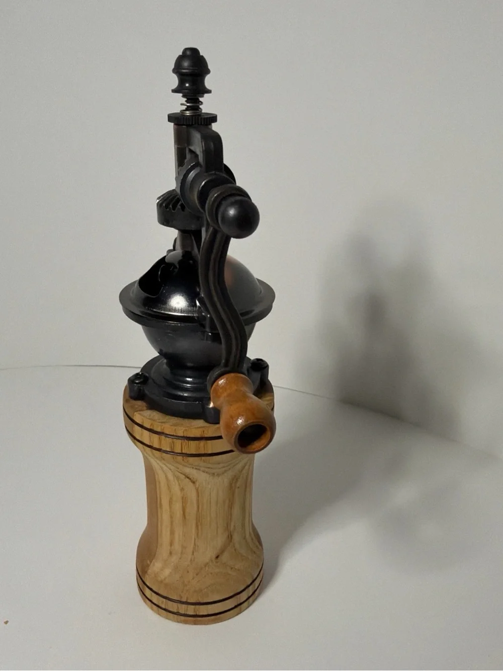 Wood and Metal Manual Pepper Mill Grinder - Natural Wood